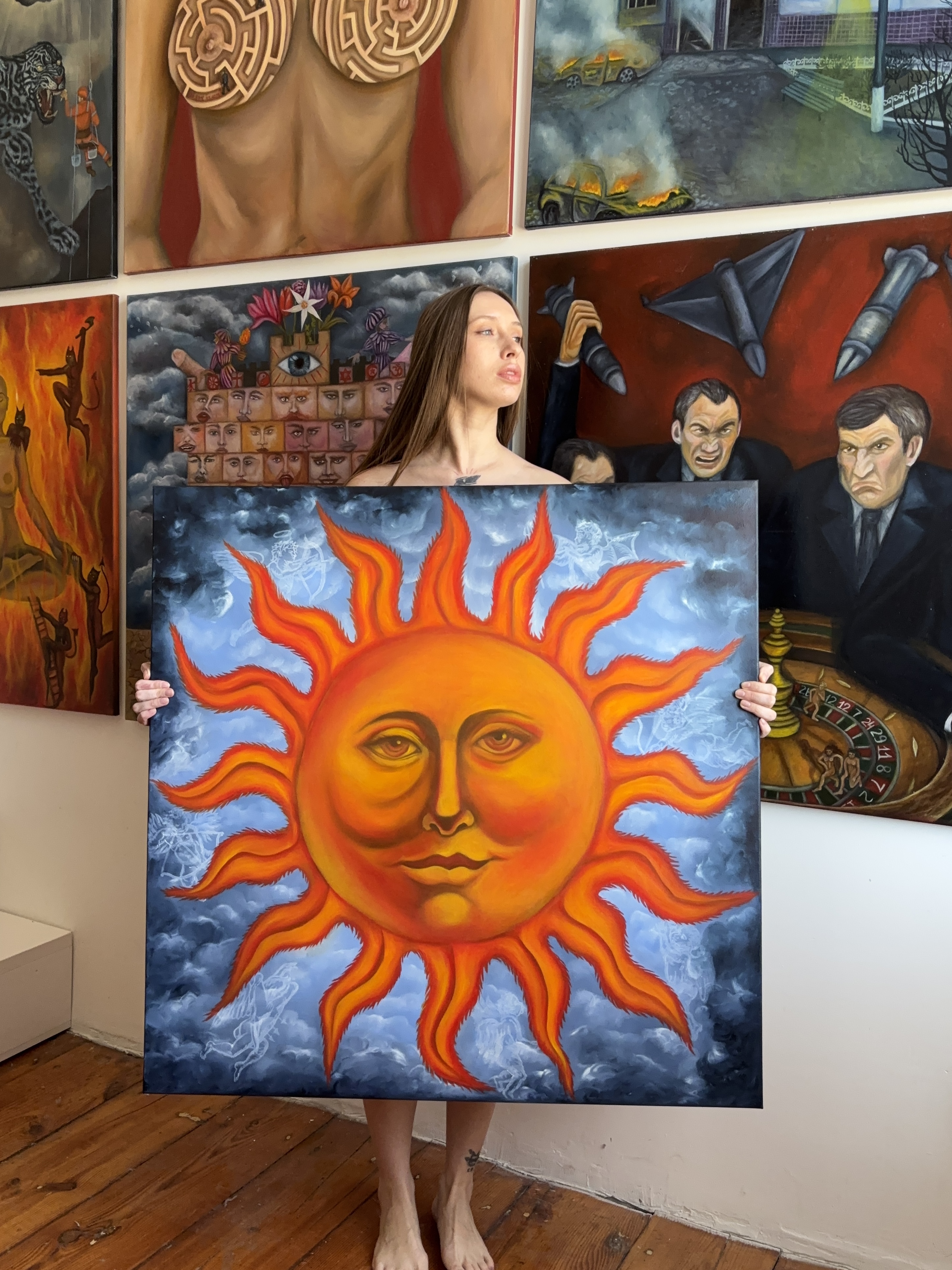 Portrait of Stanislava Romanova, who works in the Artist style (Batumi, Georgia) Photo 6 of 12.